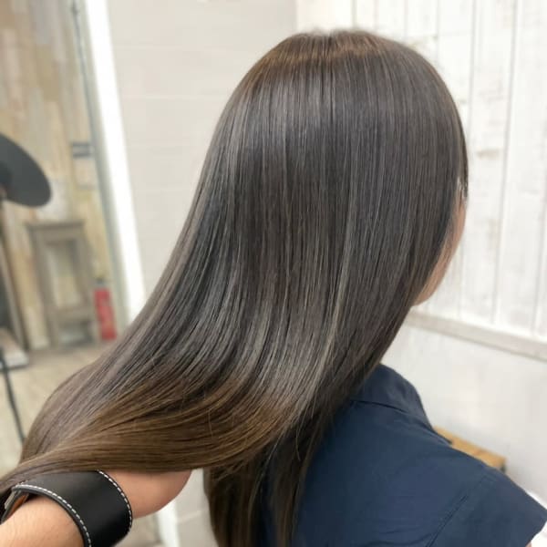 髪質改善レイヤー大人可愛い20代30代40代黒髪ストレート暗