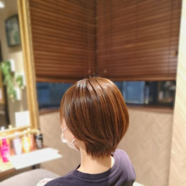 小顔ワンサイドショートボブ丸み前下がり大人可愛い20代30代