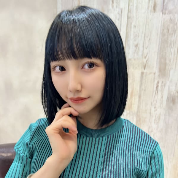 30代面長さんにオススメするぱっつん黒髪ボブ