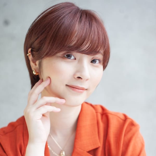 20代30代40代／横顔美人ショート