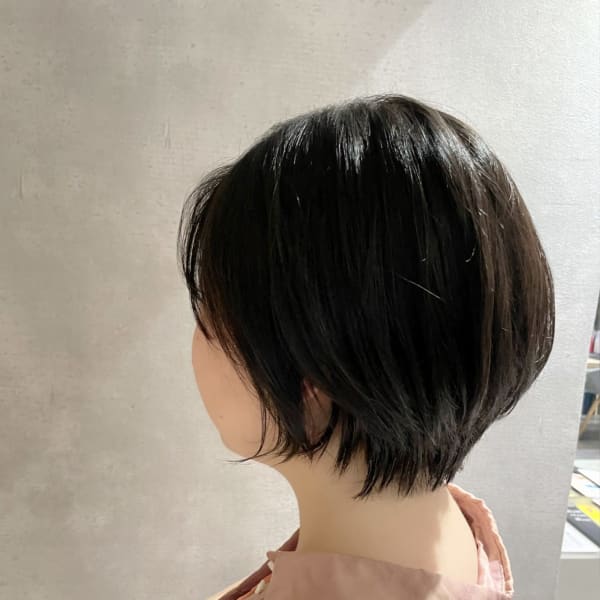 セミロングからショートボブへ☆酸熱トリートメント
