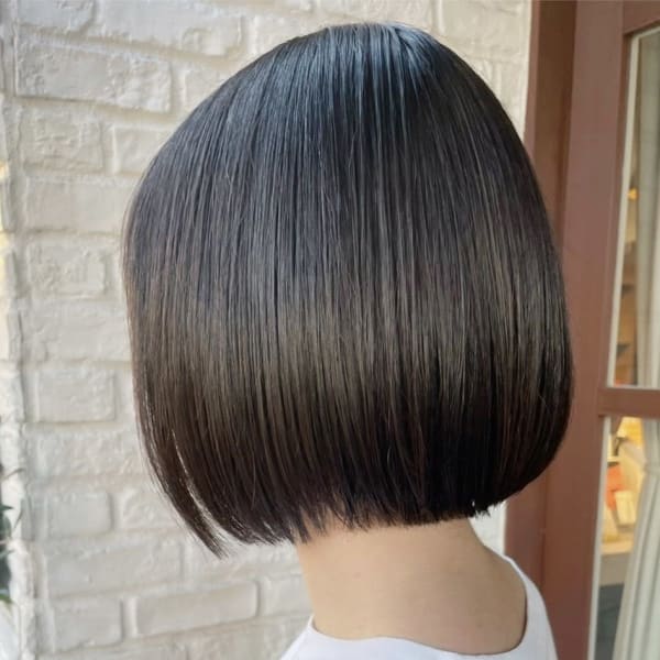 黒髪　ショートボブ　丸みショート　髪質改善