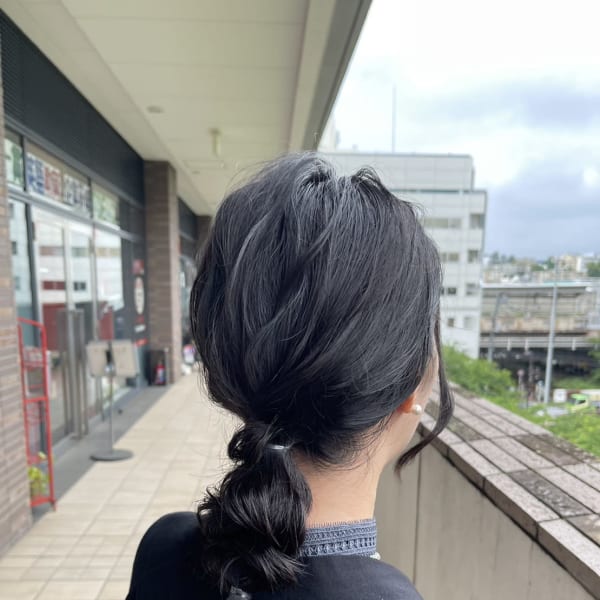 ユルめに☆シンプルローポニー×編み下ろし