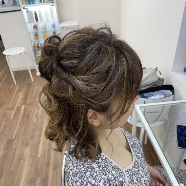 お団子ハーフアップ