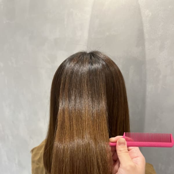 梅雨時期に！ナチュラルストレート