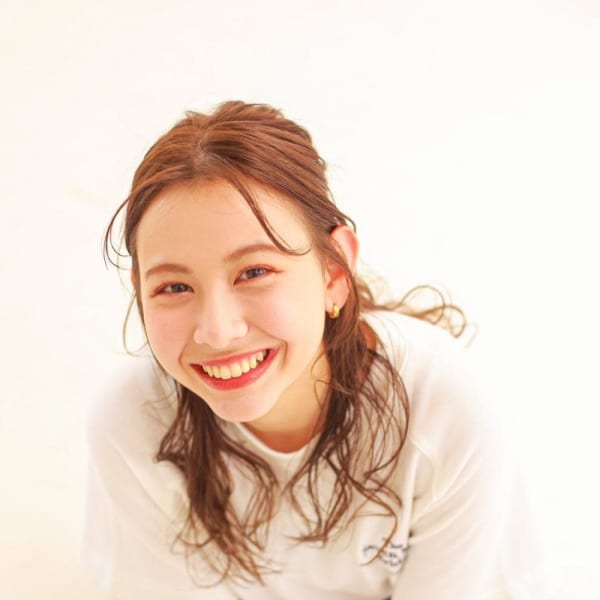 大人っぽいゆるふわ巻きアレンジ