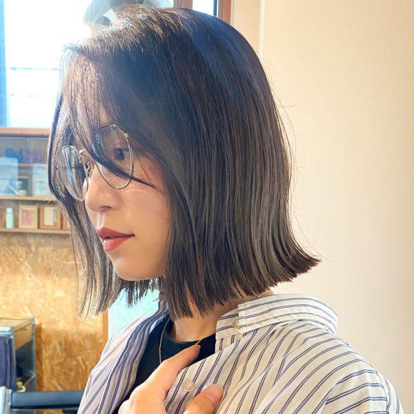 ラベンダーカラー×ぱつっとボブヘア！|GIRL