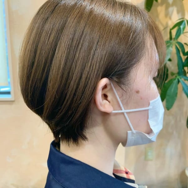 大人可愛い小顔ワンサイドショートボブ|shumore feerique