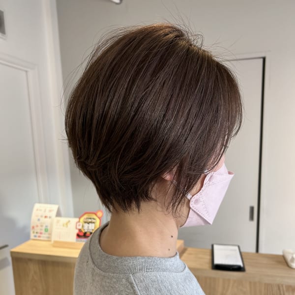 ショート×くすみベージュ