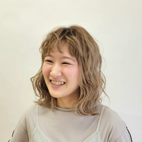 【guerir enomiya】ハイトーンベージュ×くるくる