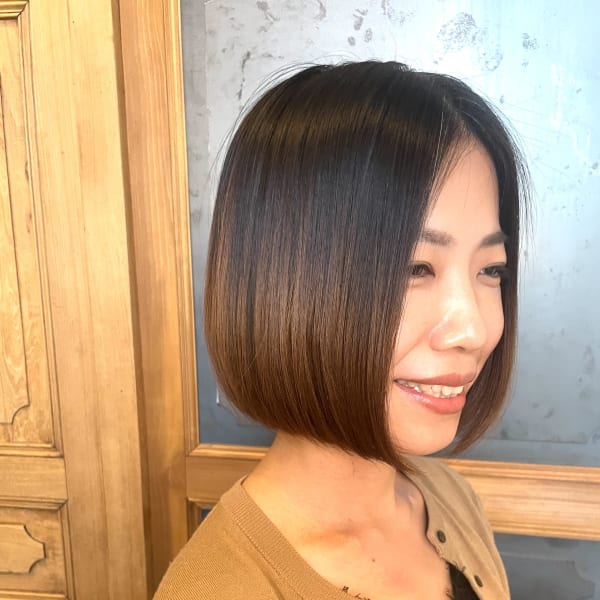 ナチュラルストレートボブ