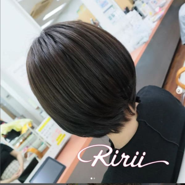 艶髪トリートメント ケラ熱髪質改善トリートメント。