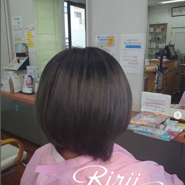 前回のブリーチした部分を 活かして、オンカラー