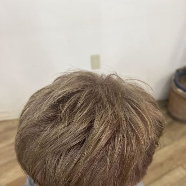 白髪を活かして☆透明感のミントグリーンカラー