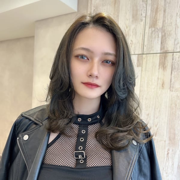 30代面長さんにオススメなレイヤーミディアム