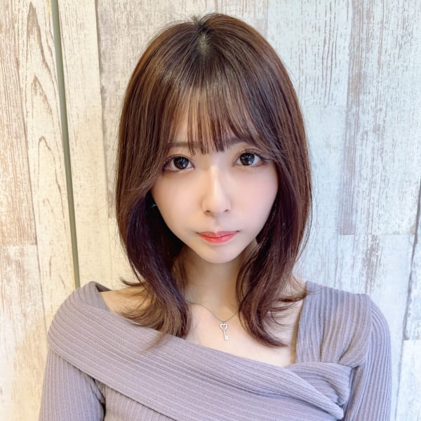 面長20代/色っぽくて大人めな外ハネくびれミディアム