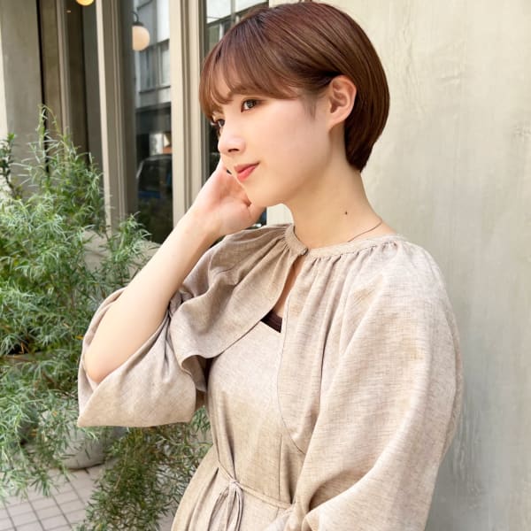 コンパクト横顔美人ショート
