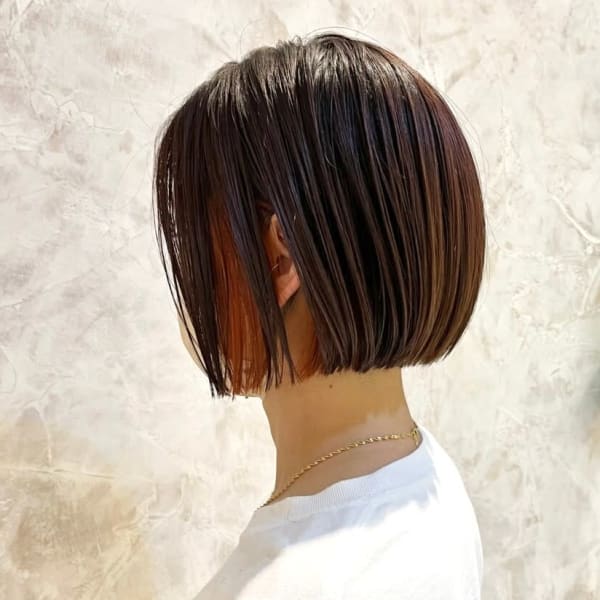 ミニボブ　ぱっつんボブ　デザインカラー　インナーカラー