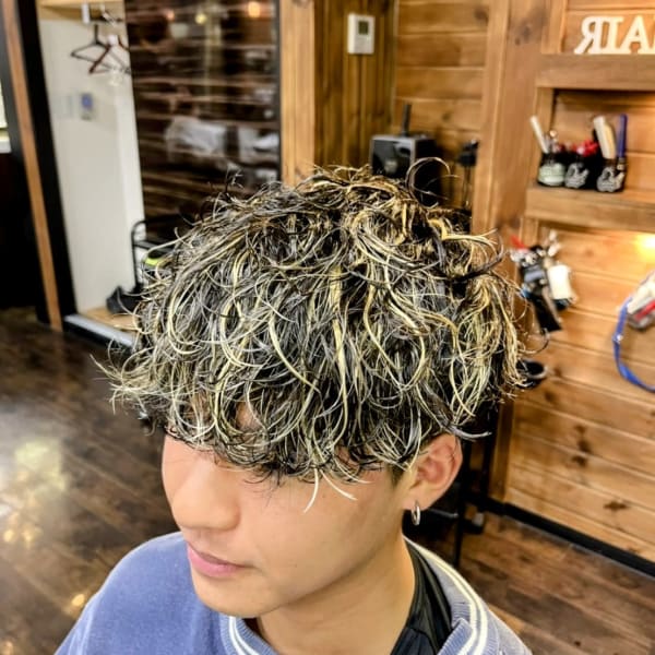 メッシュ×スパイラル|smile hair 荻窪店