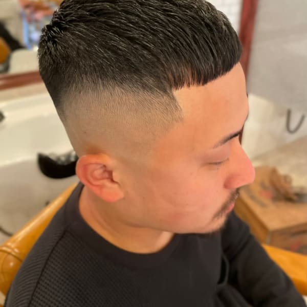 濡れパンクロップ