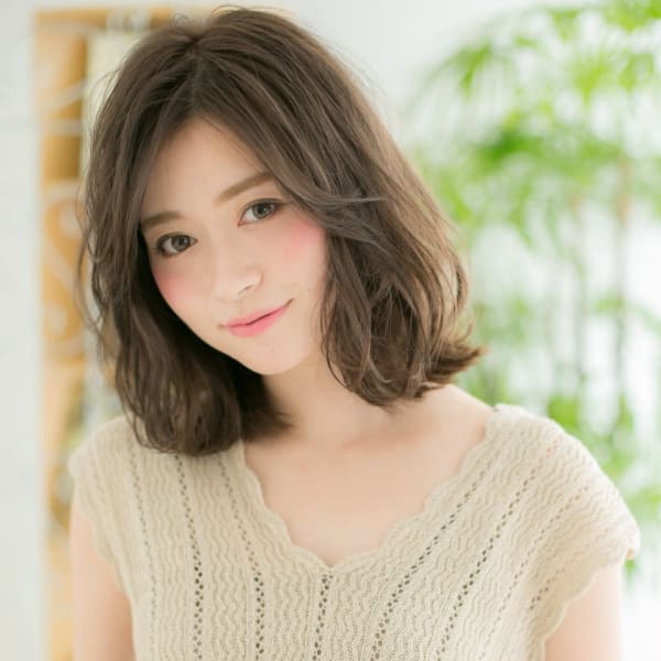 ハイライトカラー!抜け感切りっぱなしロブ