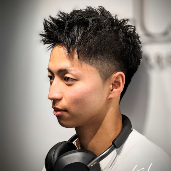 刈り上げアップバング/フェードカット/ 