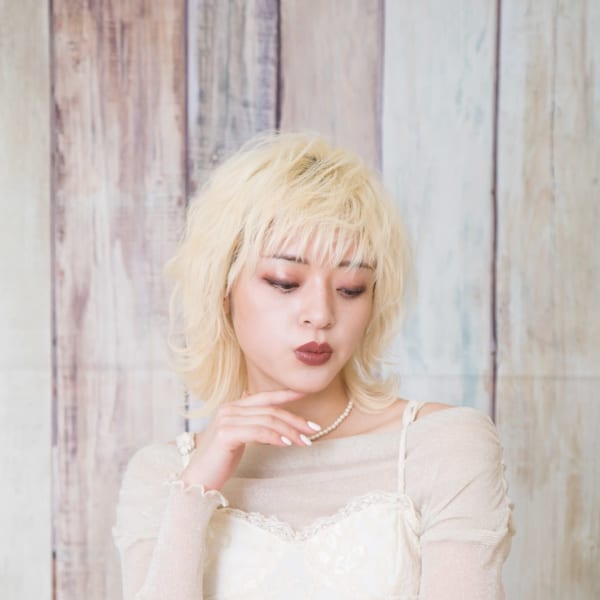 ハイトーンミディアムウルフ