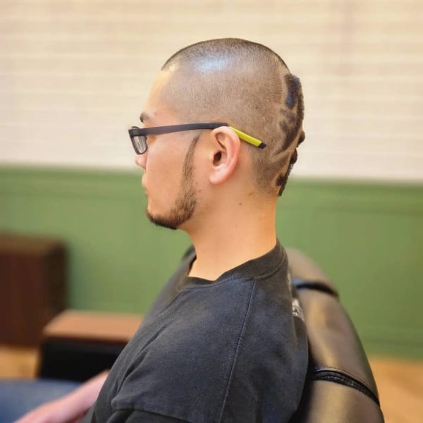 バリカンアート×おしゃれボウズ<理容室>