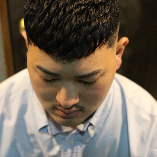 ザ・濡れクロ|barbershop  KONG