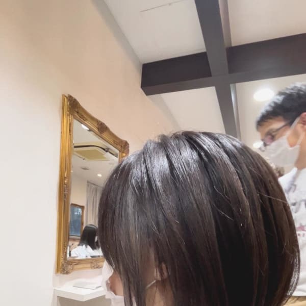 ナチュラルウルフ【髪質改善 イルミナカラー】