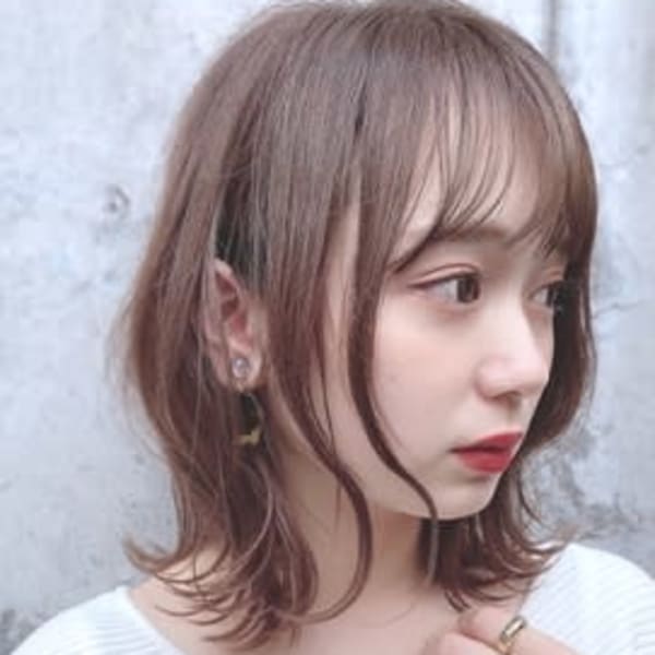 エアリーミディ ロングボブ ロブ 外ハネ