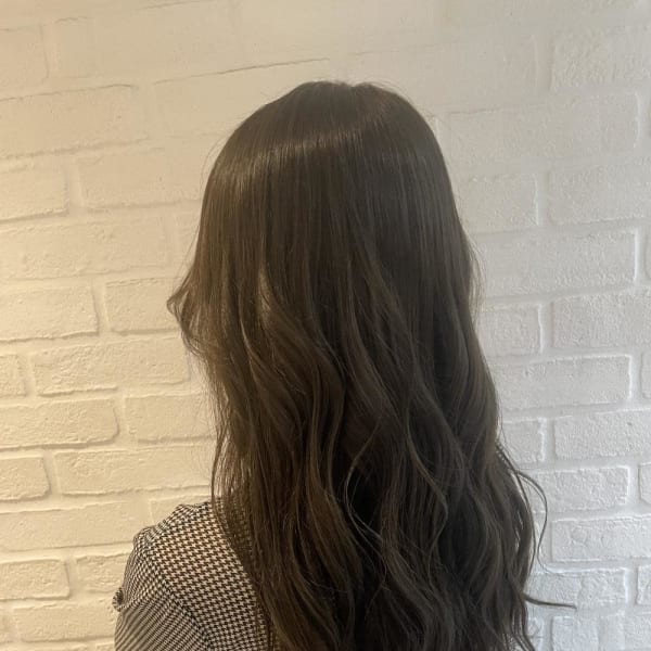 【EIGHT福岡　6月　片山】オリーブグレージュ