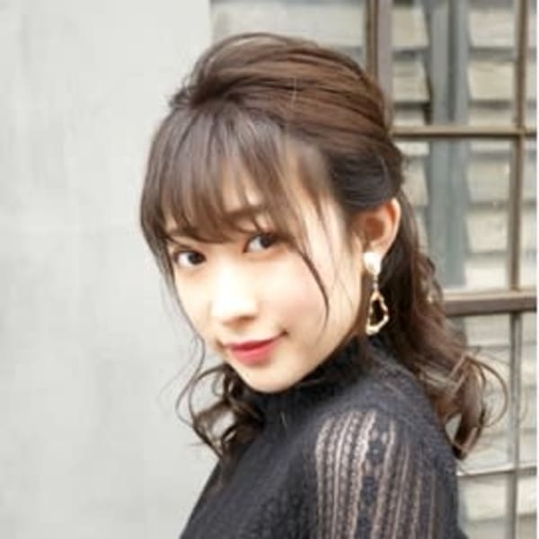 ヘアアレンジ　ハーフアップ　編み込み　パーティー　入学式