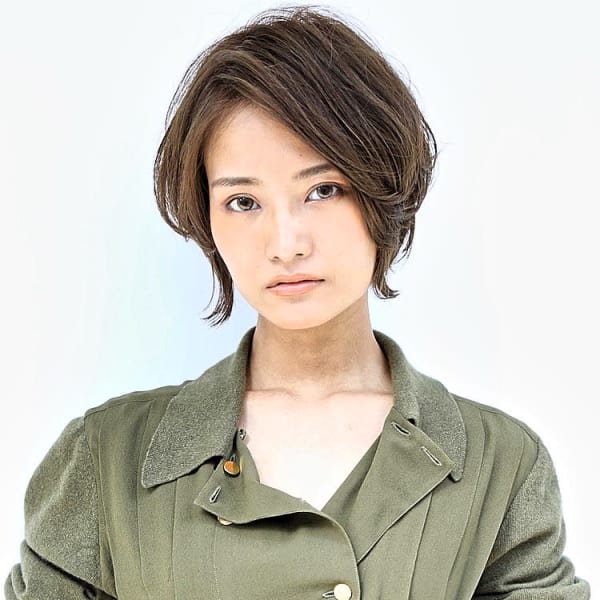 前髪なしのスウィートショート