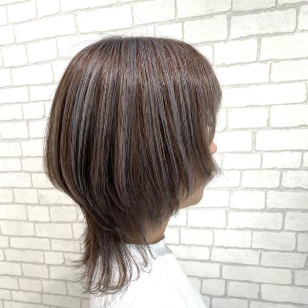 miu&伊藤夏海 白髪を活かすハイライト◎