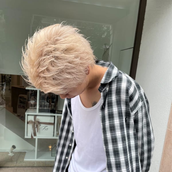 【メンズスタイル】ホワイトブロンドカラー