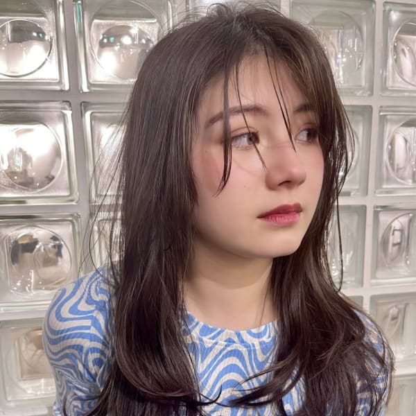 【Des.Art天神赤坂】顔まわりレイヤー/艶カラー/ロング