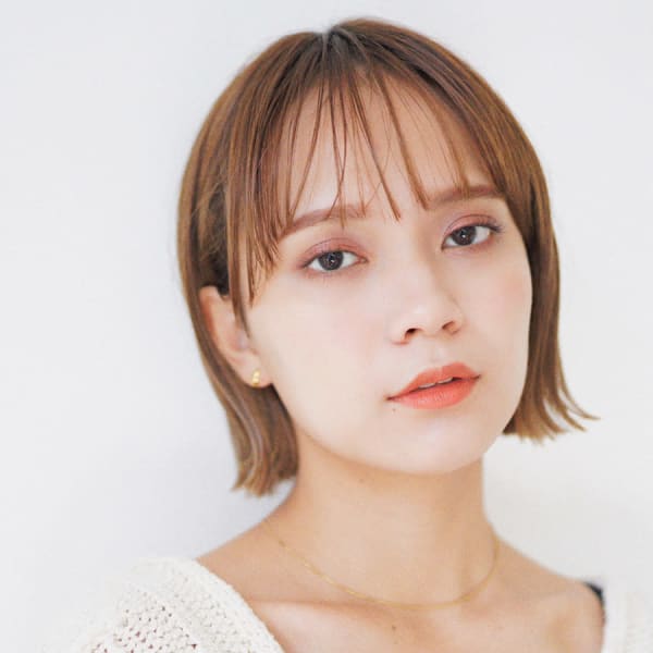 外ハネショートボブ