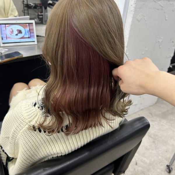 インナーカラー ピンク ベージュ イルミナカラー 所沢