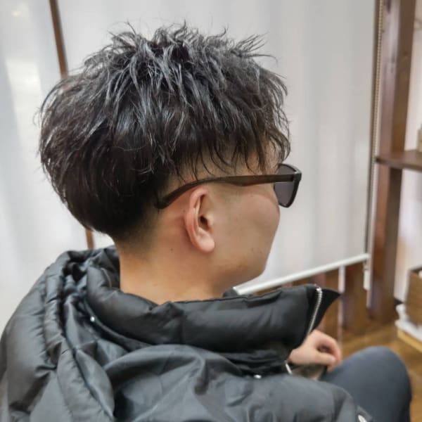 カットサロンタウラアルチザンヘアー