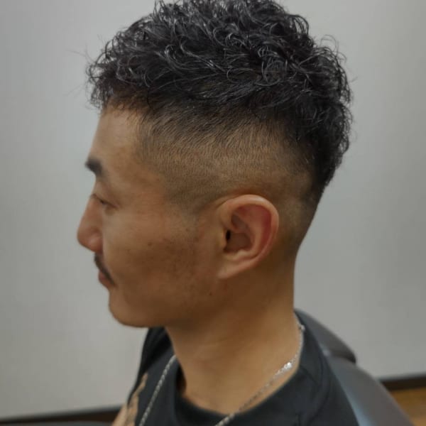 カットサロンタウラアルチザンヘアー