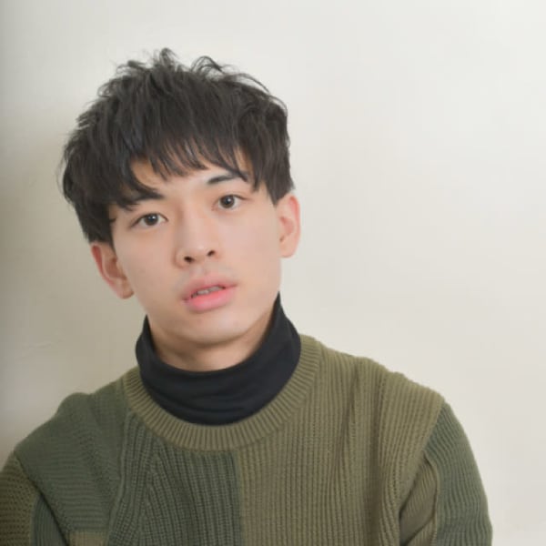 刈り上げツーブロックビジネスアップバングメンズショート王道