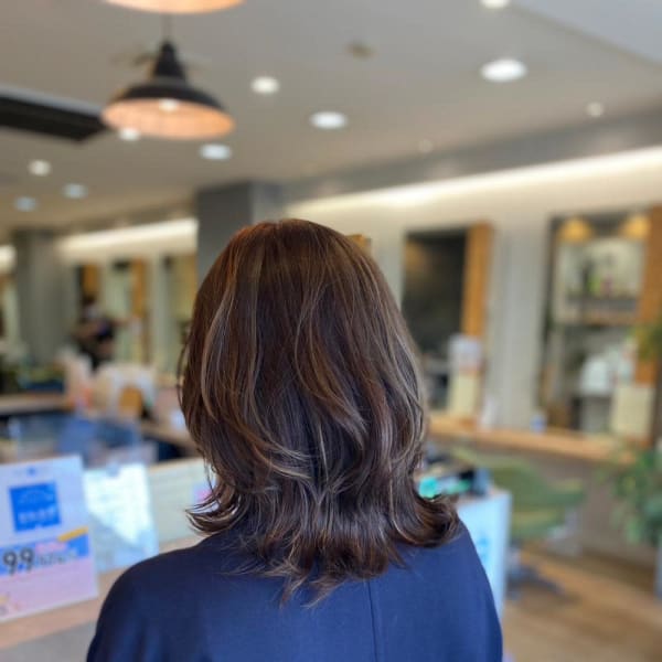 20代30代40代大人可愛い韓国風艶感外はねボブ