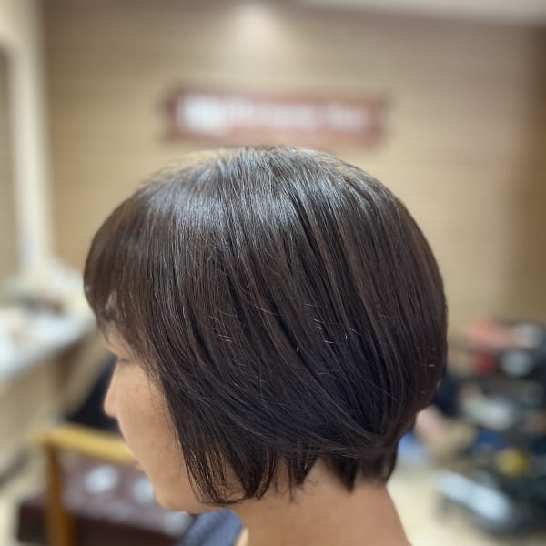 ショートボブ