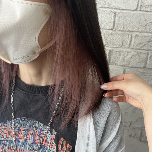 20代30代インナーカラーピンクアッシュ美肌