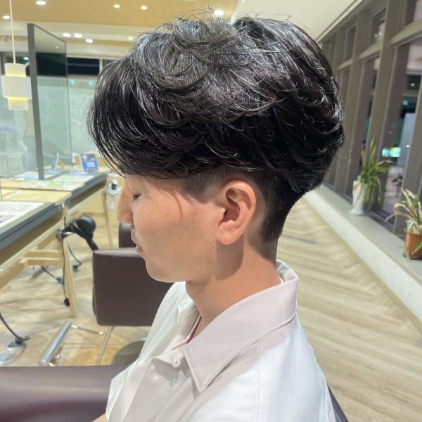 仙台メンズカット　センターパートカルマヘア　ニュアンスパーマ