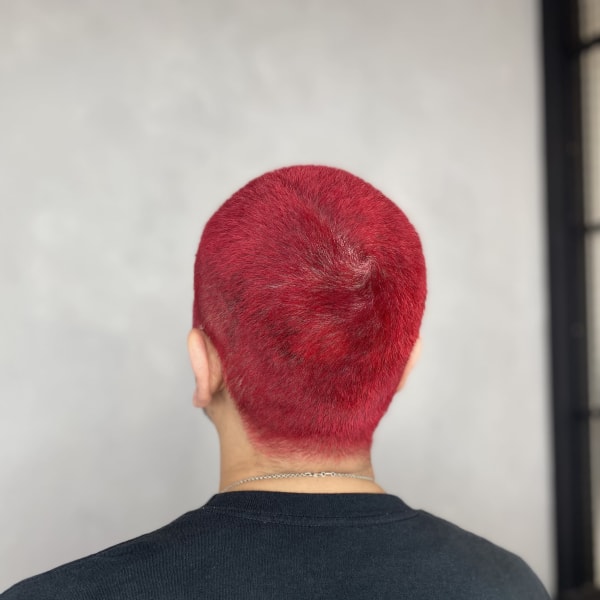 ボウズ 赤髪 red ケアブリーチ ワイルド 派手髪