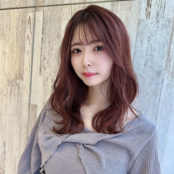 面長20代/色っぽくて大人可愛いくびれミディアム