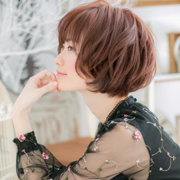 暖色系カラー外国人風前下がりくせ毛ショート マッシュパーマ