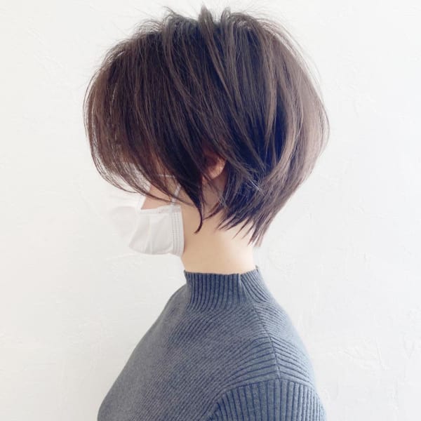 大人可愛い前髪ありのひし形マッシュショートパーマ20代30代